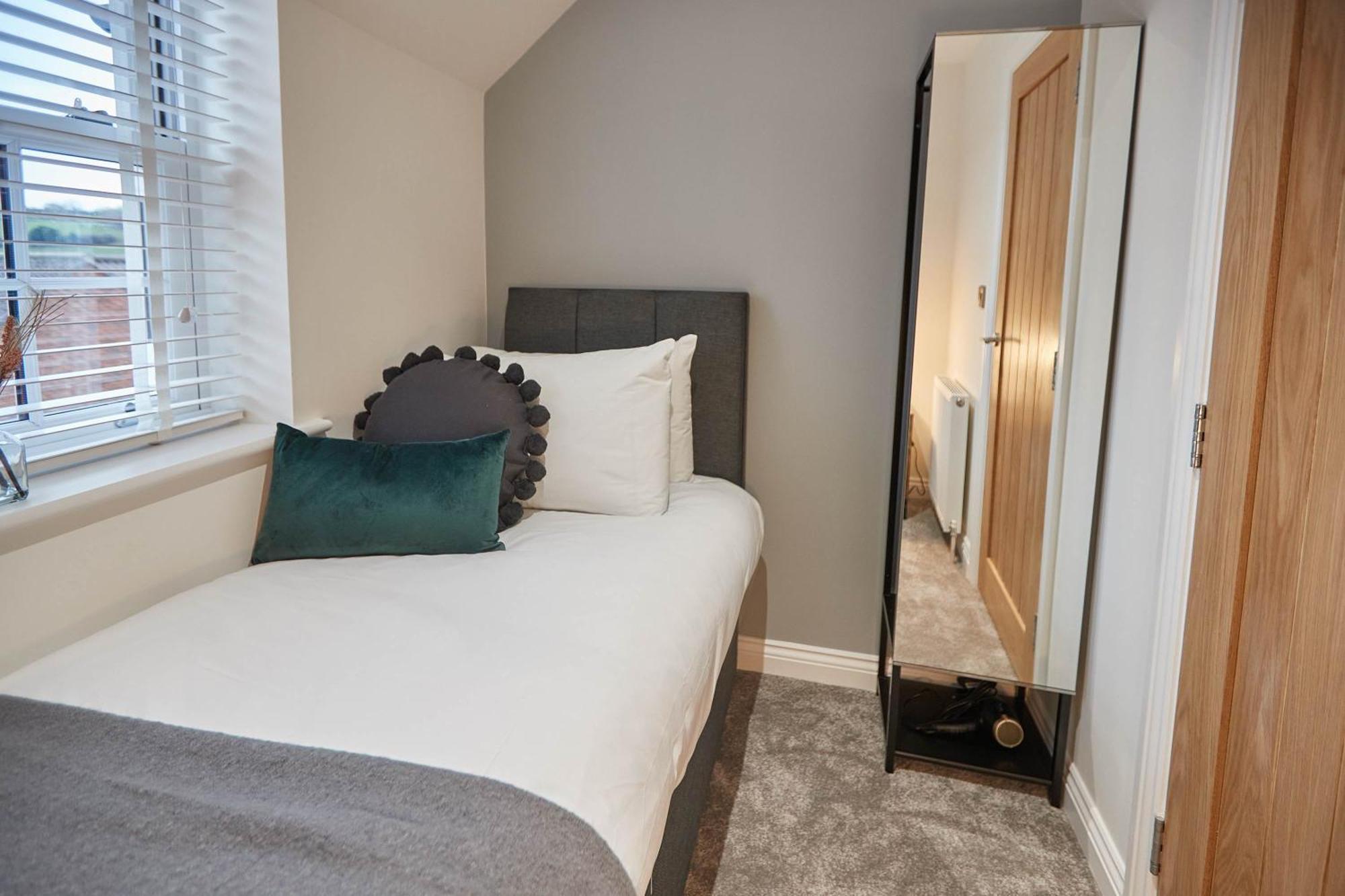 Host & Stay - Iburn House Sleights Екстериор снимка